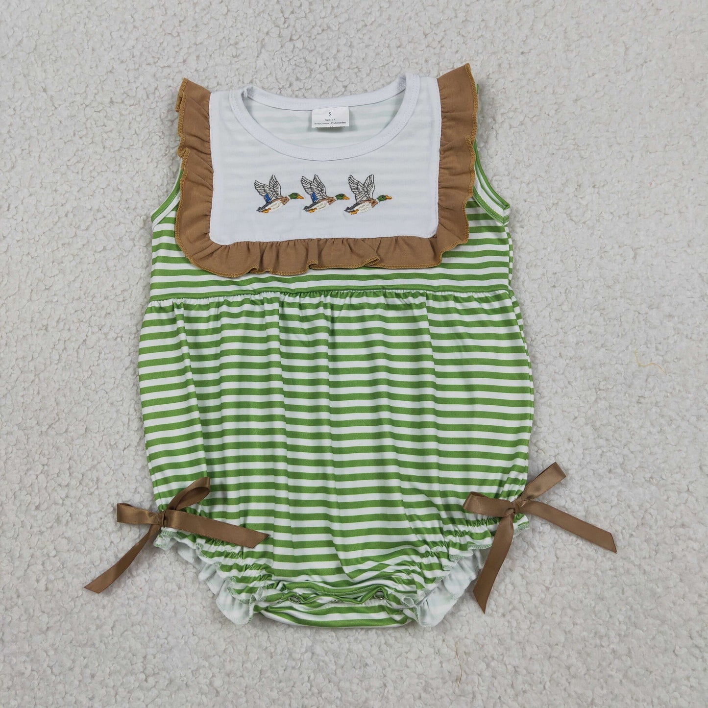 RTS NO MOQ milk silk SR4084 Embroidery Ducks Baby Girls Sleeveless Green Stripe Ruffle Rompers