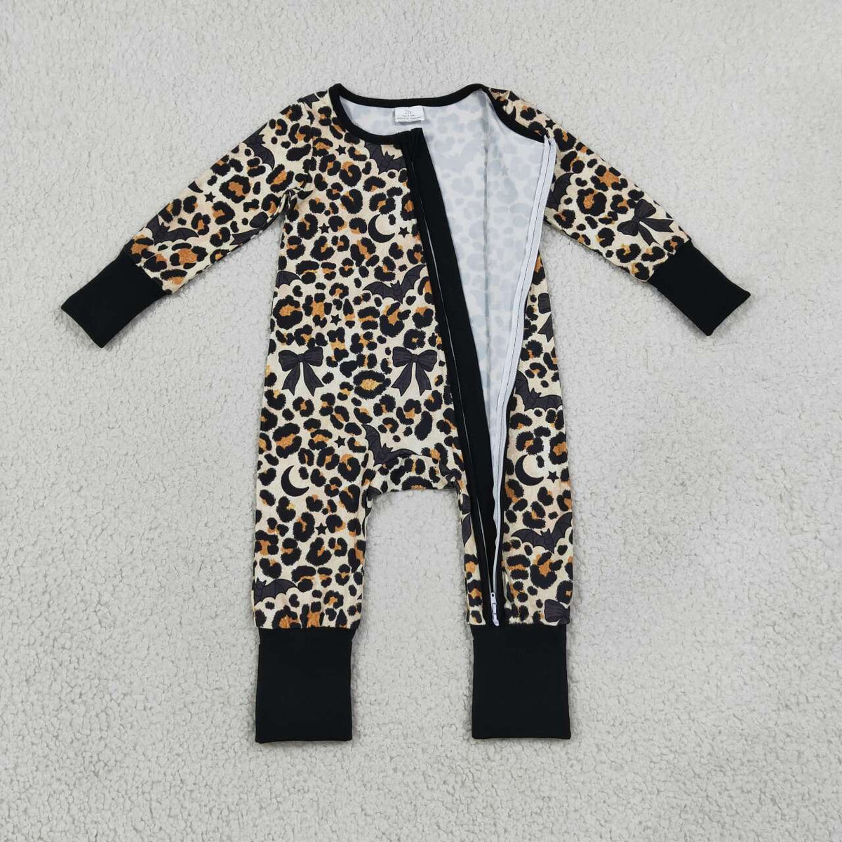NEW RTS NO MOQ milk silk LR3242 Baby Boys Leopard Bats Halloween Print Zip Front Convertible Romper