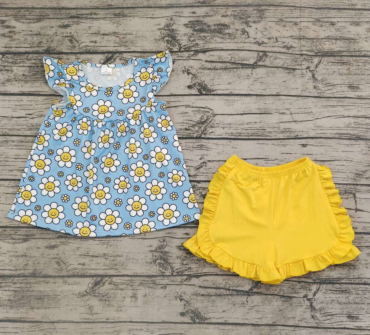 Smiley Blue Flying Sleeve Yellow Shorts Set