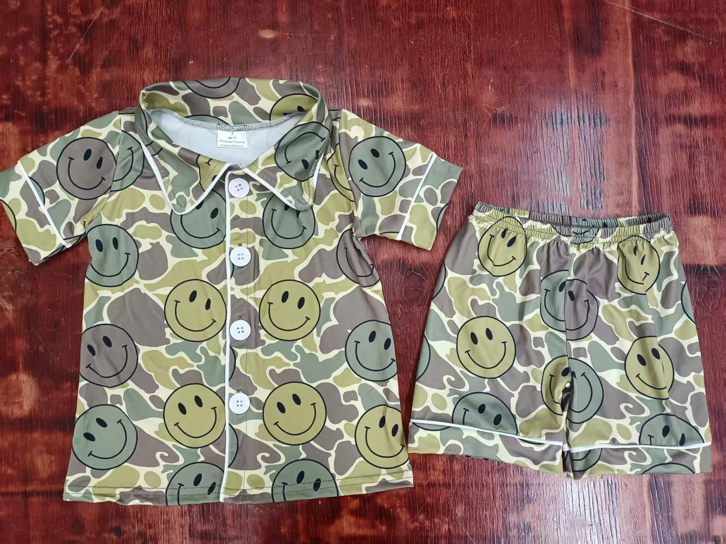 Custom moq 3 eta 6-7weeks baby girls clothes smiley short sleeve shorts sets