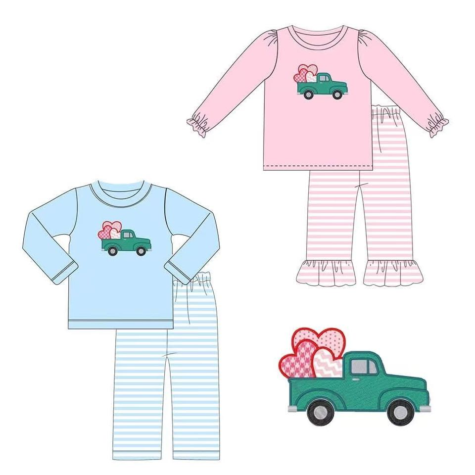Custom moq 5 each style eta 6-7weeks baby girl clothes love long sleeve pants sets 1 and sets 2-25.8.4
