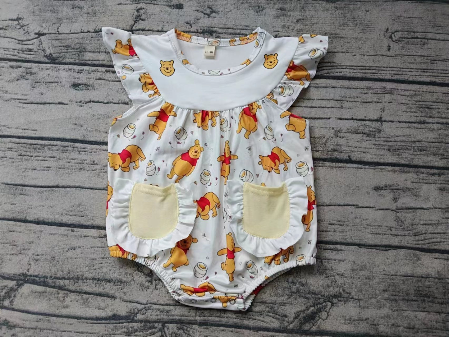 custom moq 5 eta 5weeks mix size baby girls clothes Winnie Light yellow flying sleeve summer Romper