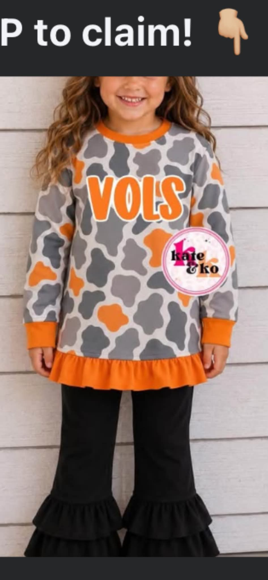 custom moq 5 mix size AYML0103  Baby Girls Team Print Long Sleeve Top Black Ruffle Flare Pants Outfit