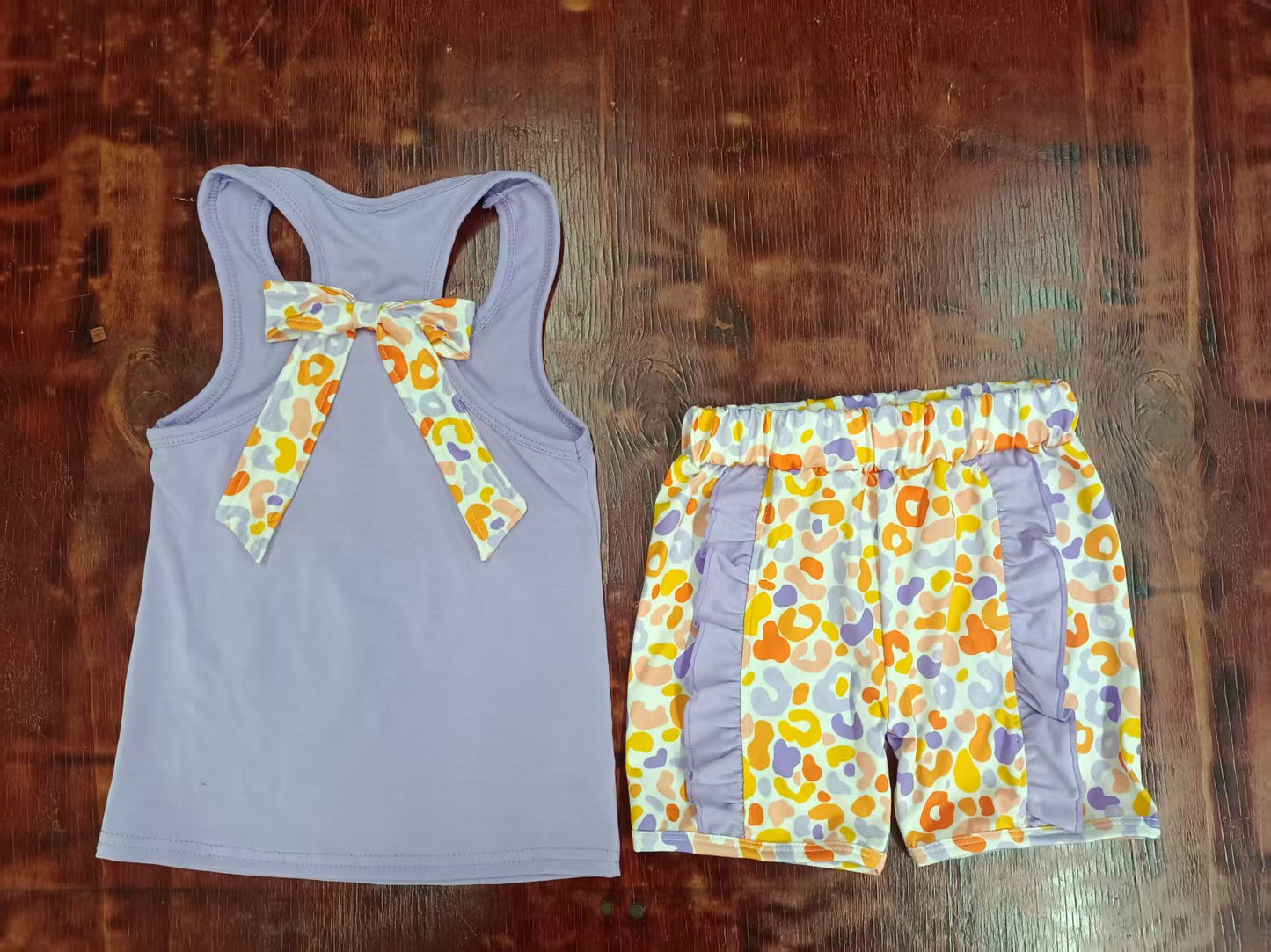 Custom moq 3 eta 6-7weeks baby girls clothes leopard purple suspender shorts sets