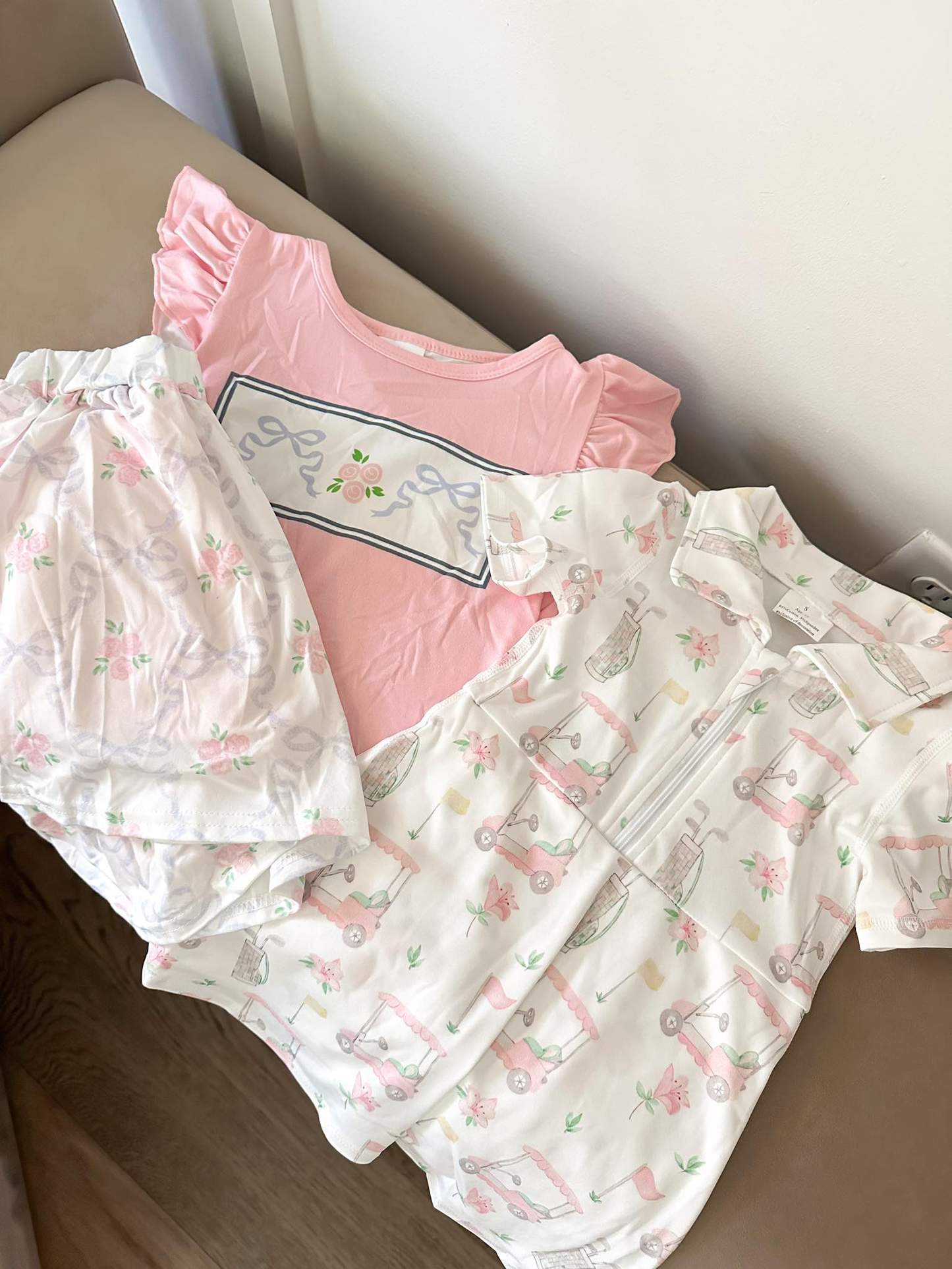 RTS NO MOQ Sibling baby girls clothes Blue bow pattern flower pink flying sleeves culottes set and yoga dress