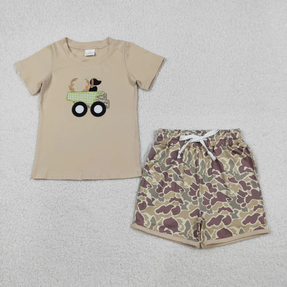 Best Sell RTS Baby Boys Khaki Embroidery Deer Truck Top with Camo Shorts Hunting Themed Clothing Set for Little Ones