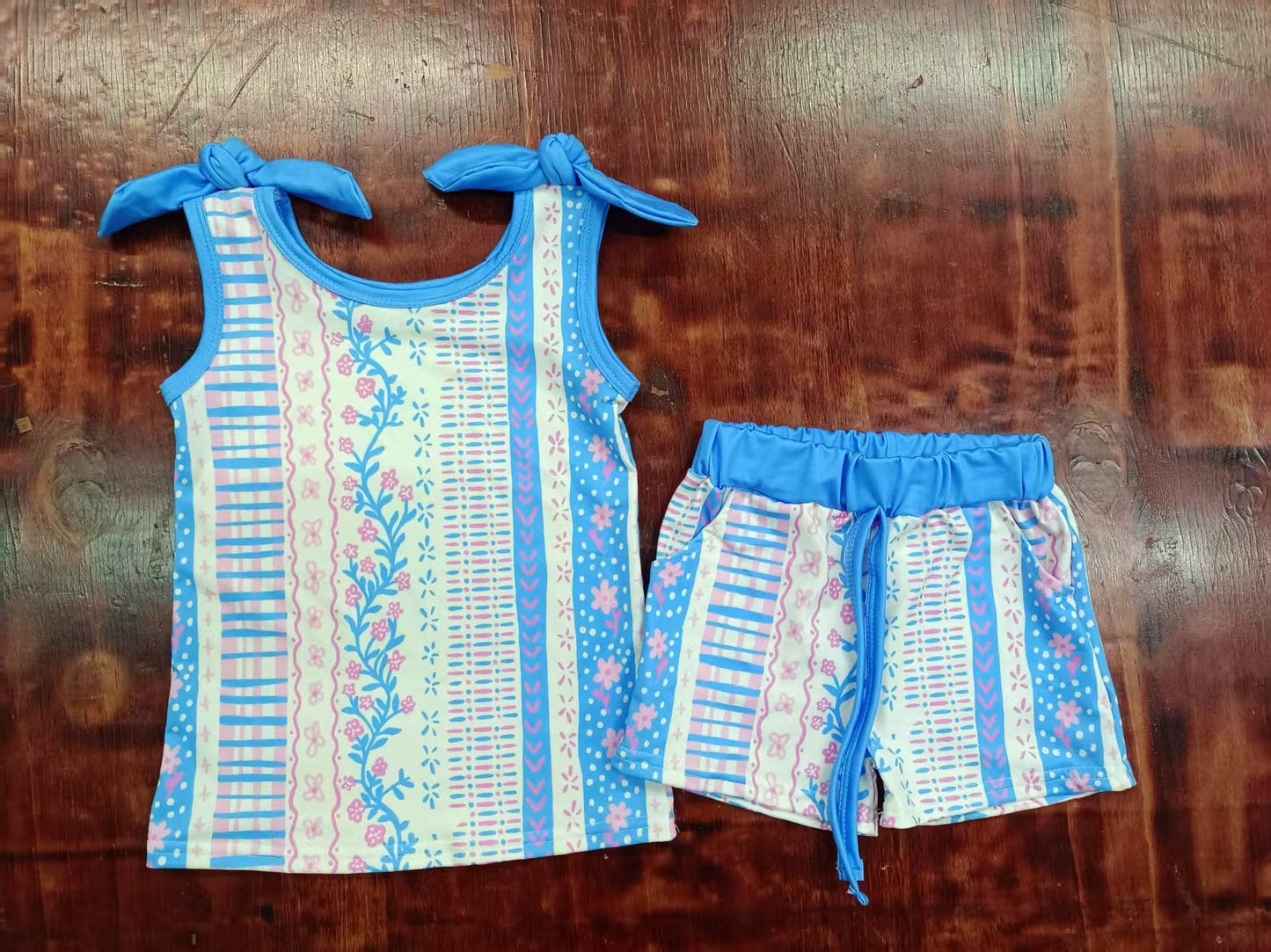 Custom moq 3 eta 6-7weeks baby girls clothes floral blue suspender shorts sets