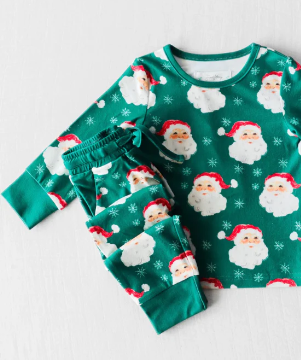 Deadline October 14 custom no moq eta 6-8weeks Bearded Santa Claus Green Long Sleeve Suit