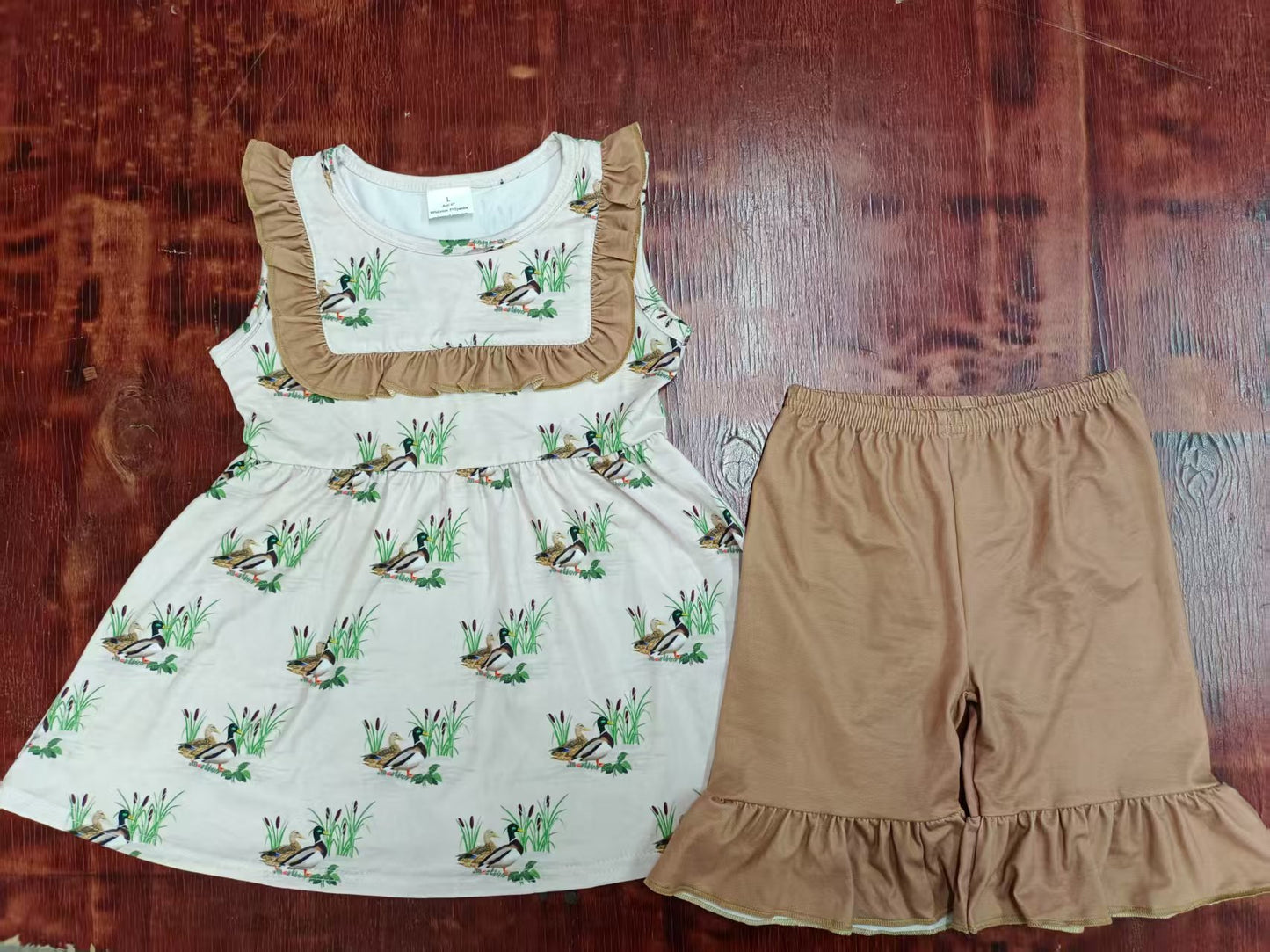 Custom moq 3 eta 6-7weeks baby girls clothes duck sleeveless shorts sets