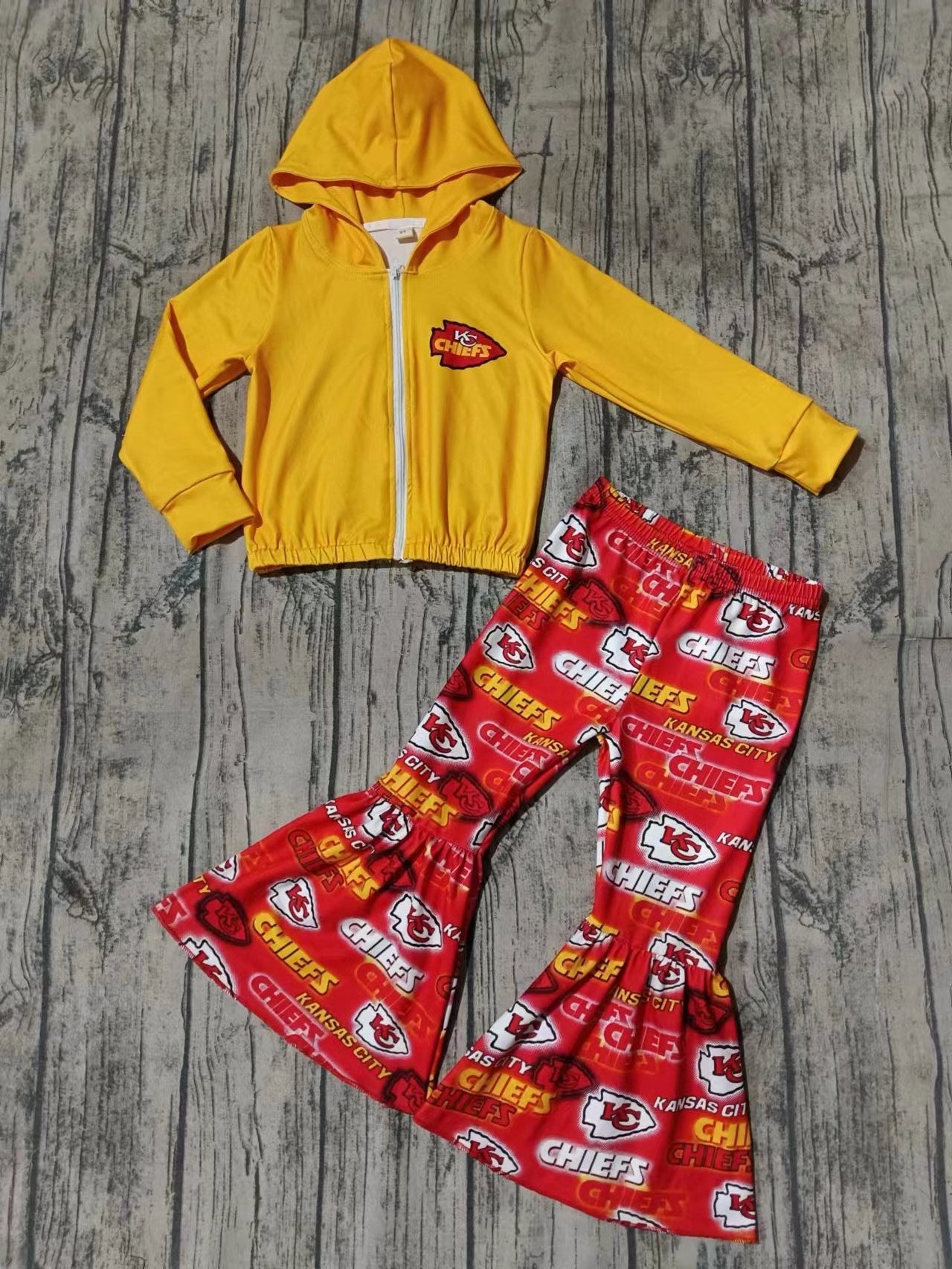 Custom moq 3 eta 6-7weeks baby girl clothes yellow hooded long-sleeved top and pants set