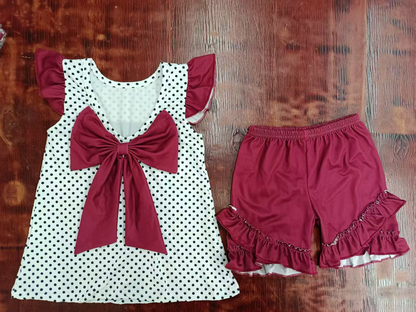 Custom moq 3 eta 6-7weeks baby girls clothes team brick red flying sleeve shorts sets