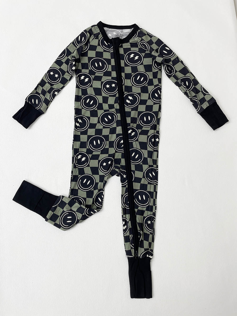 Custom moq 5 each style eta 6-7weeks baby boy clothes smiley black long sleeve pant sets and romper-25.8.9