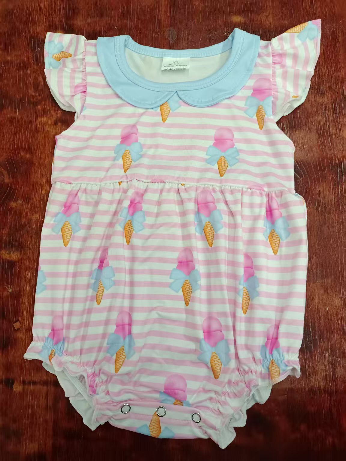 Custom moq 3 eta 6-7weeks baby girl clothes ice cream striped flying sleeve romper