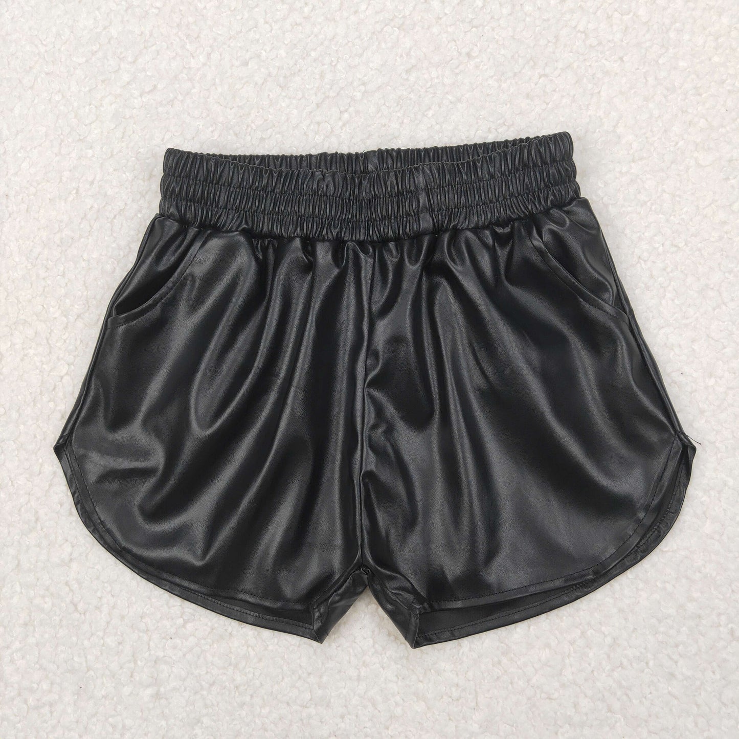 RTS NO MOQ ETA 5/7days arrived SS0413 Black shiny leather shorts