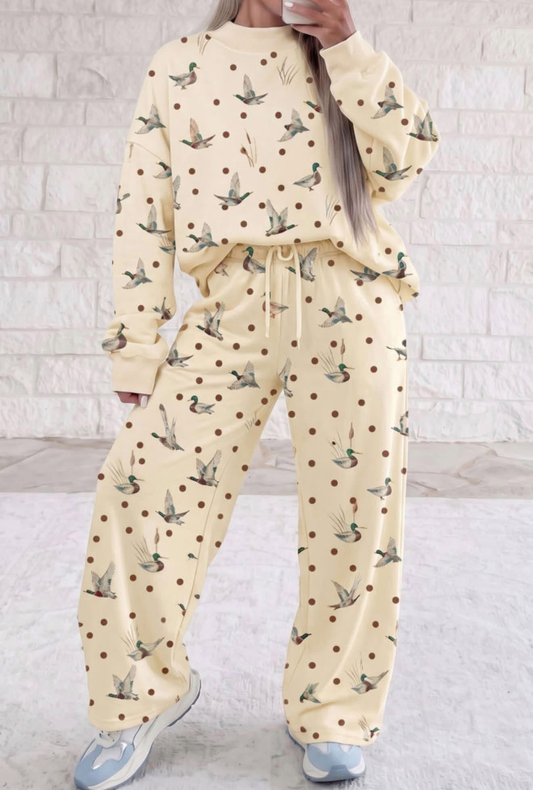 custom moq 5 mix size MYMSWN01 Adult To Match Kids Duck Print Long Sleeve Crew Neck Top And Drawstring Pant Set