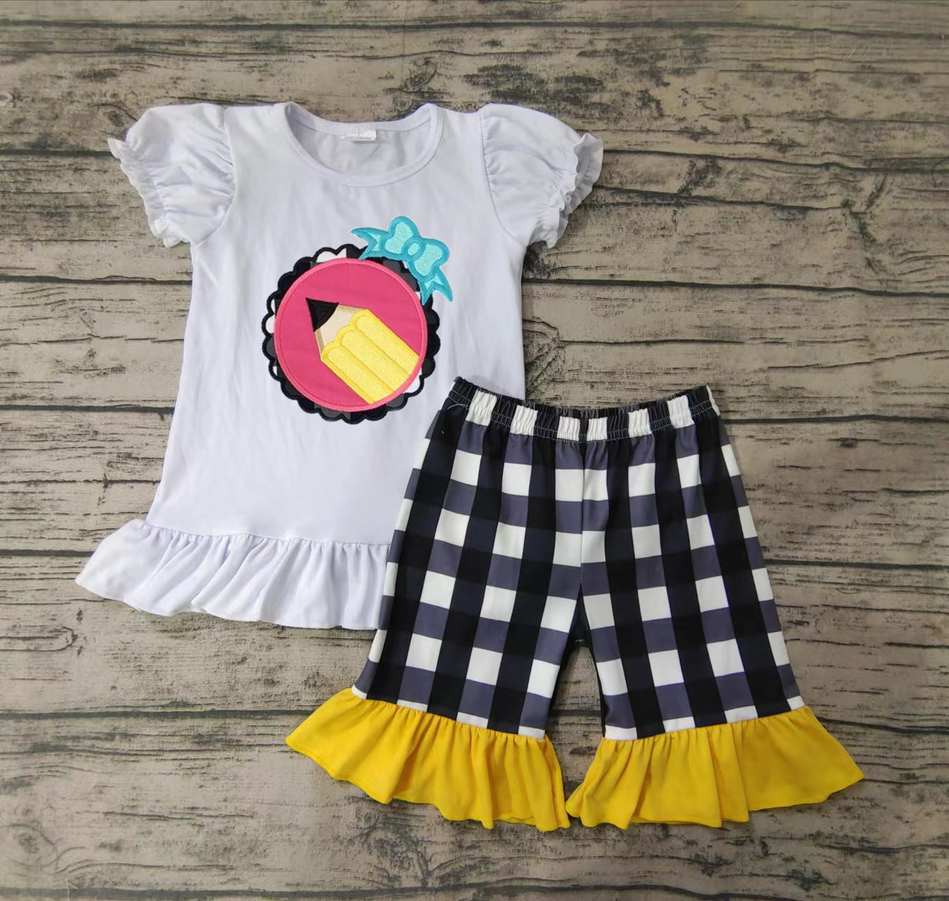 Girls Embroidery White Pencil Short Sleeve Black and White Plaid Shorts Suit
