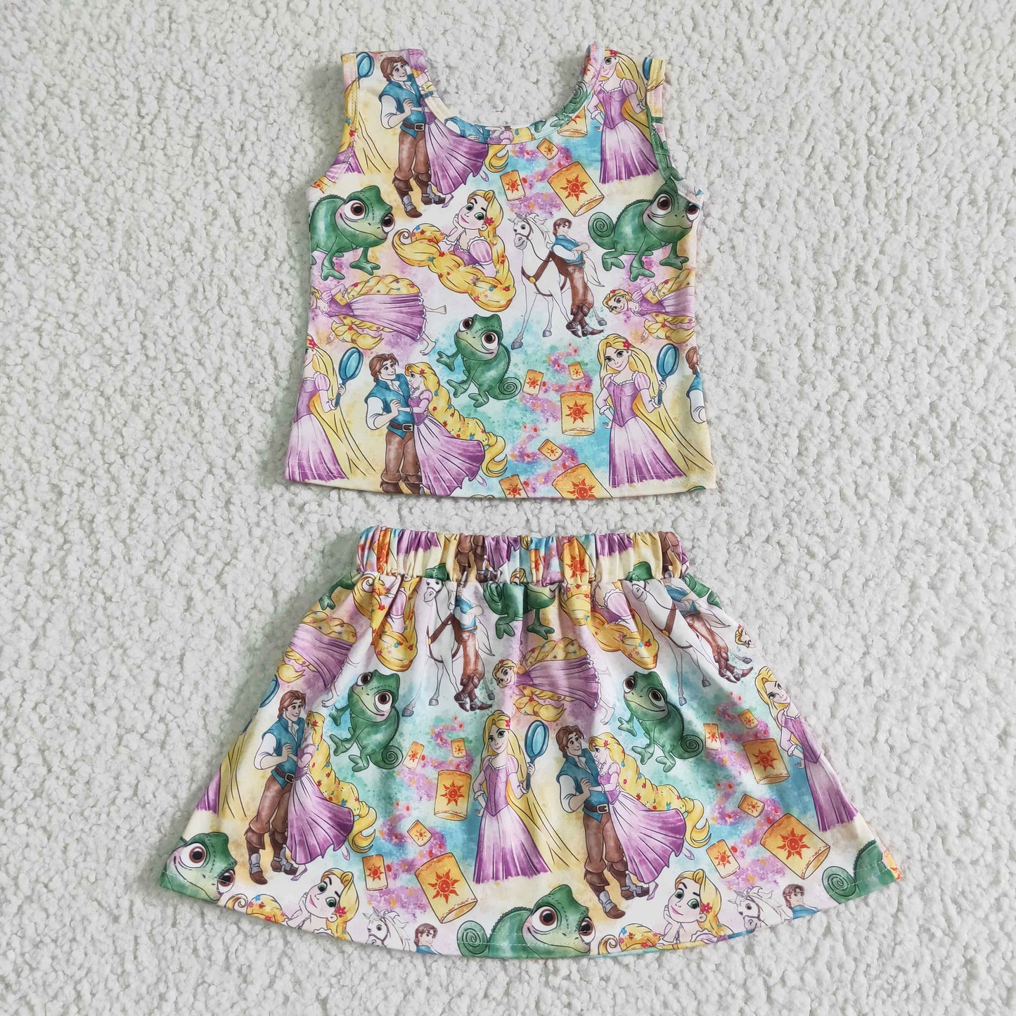vest with skrits outfits