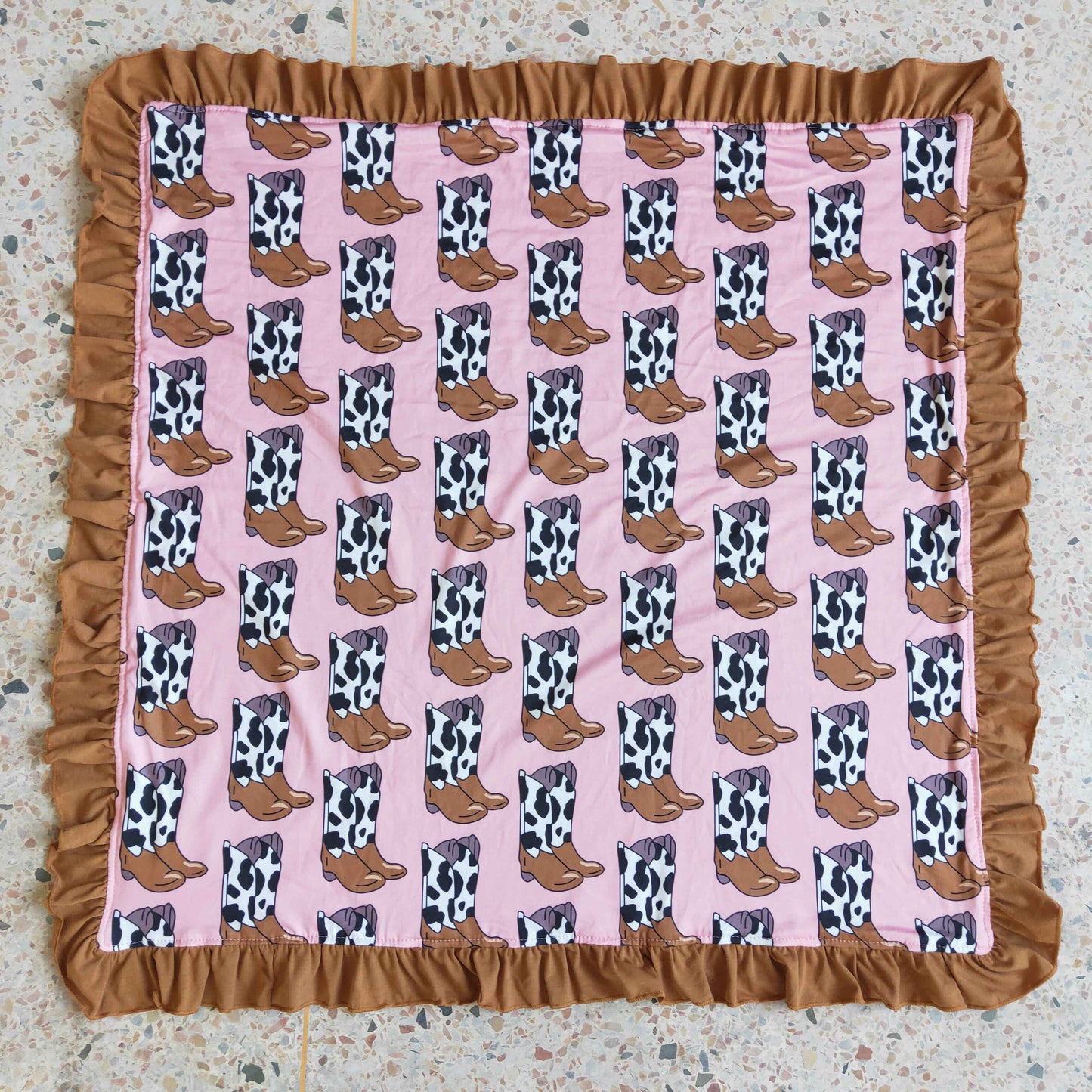 6 A32-11 brown boots cows spot blanket