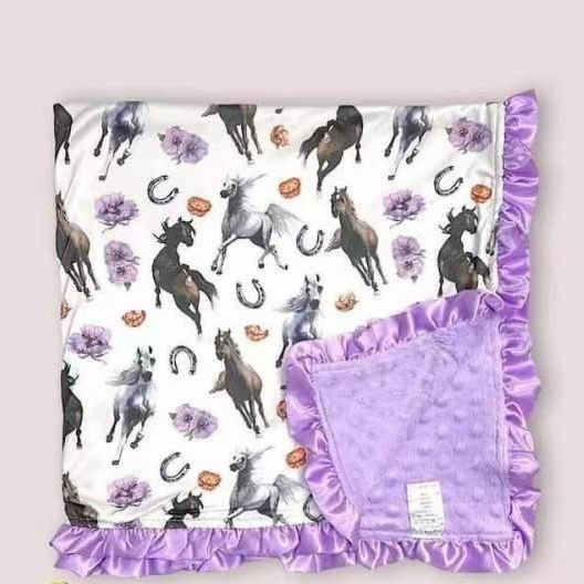 BL0003 Lavender Horse Lace Blanket