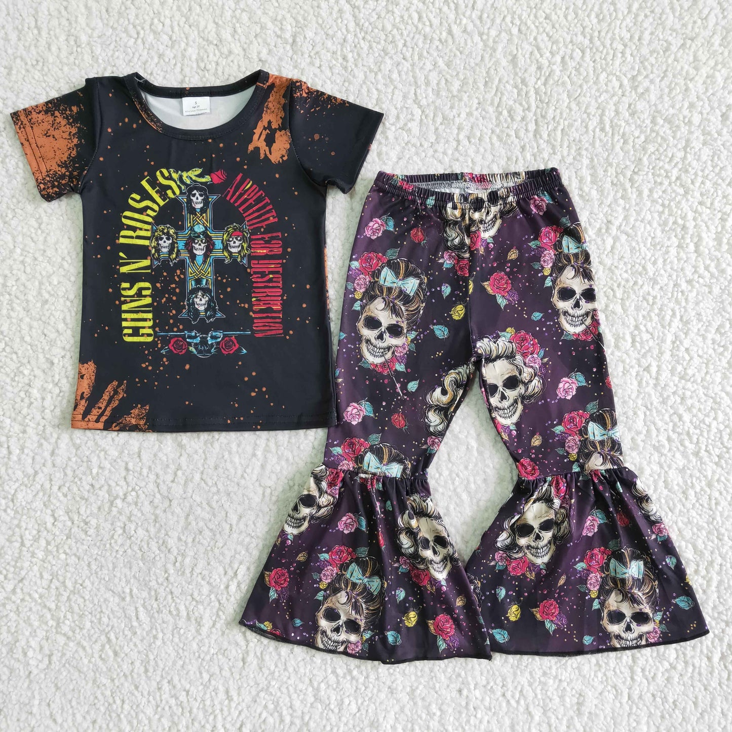black top with  long pants outfits