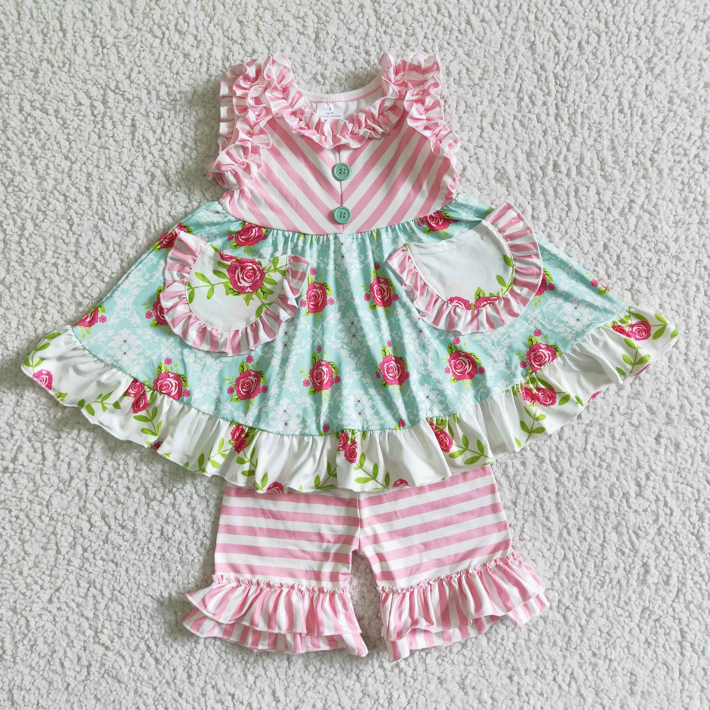 pink pocket style outfits