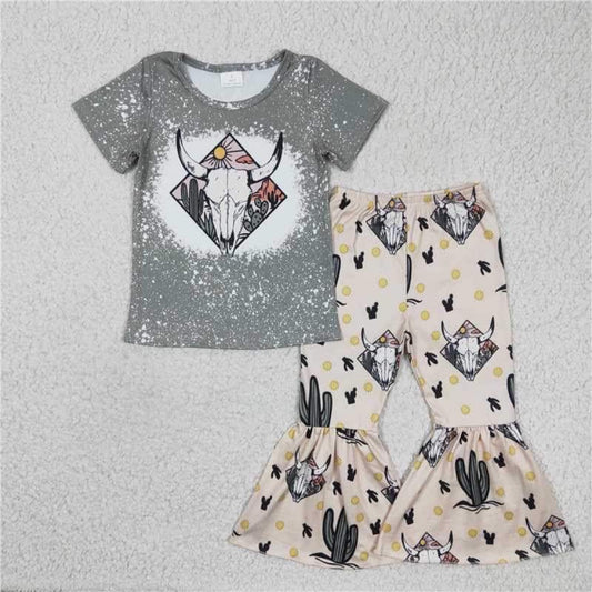 Gray cow top with pants outfits